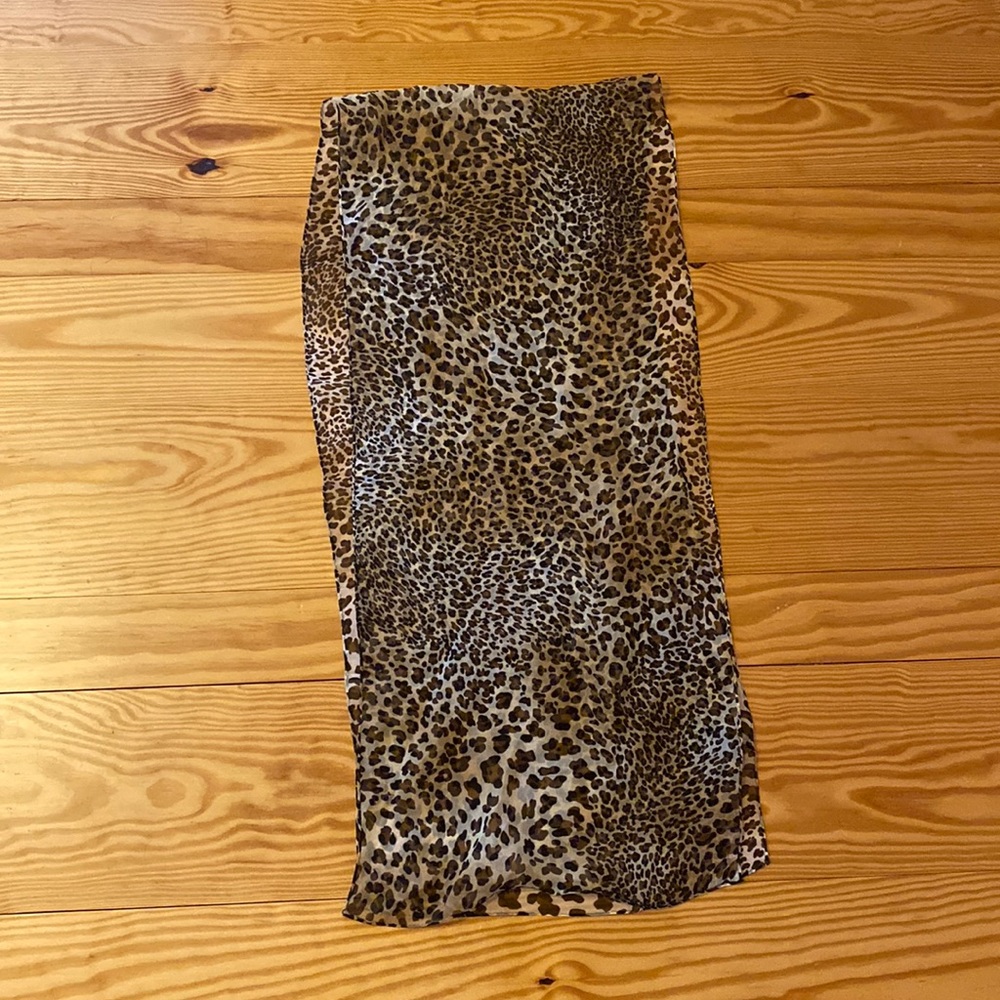 Jones New York silk leopard scarf